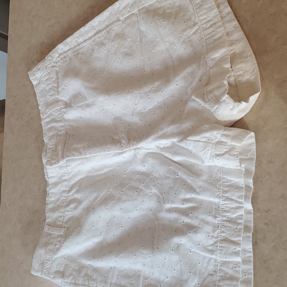 Croft & Barrow women's shorts.  Size 6.